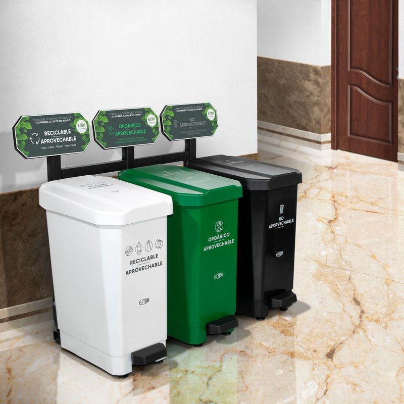 Punto-Ecologico-Bins-44L-03--1-